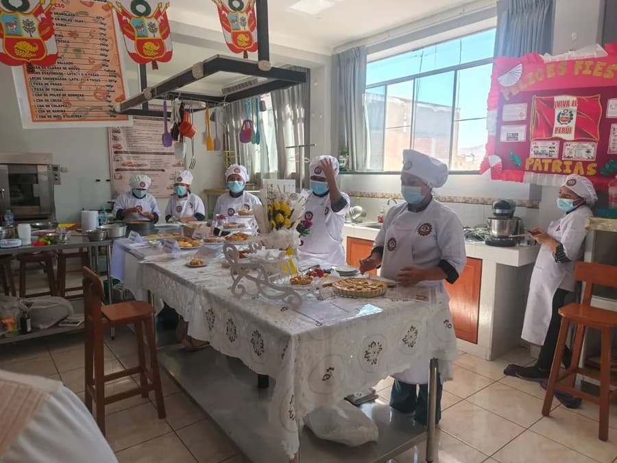PANADERIA Y PASTELERIA